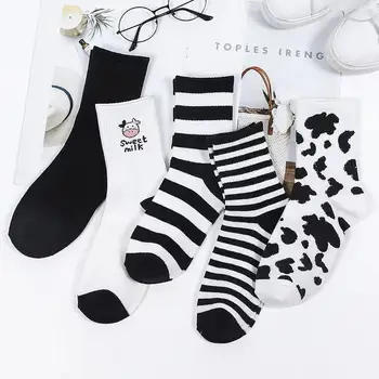 Новейшие Черно-белые хлопковые женские носки в японском стиле Харадзюку с принтом коровы, полосатые однотонные дышащие повседневные носки с героями мультфильмов